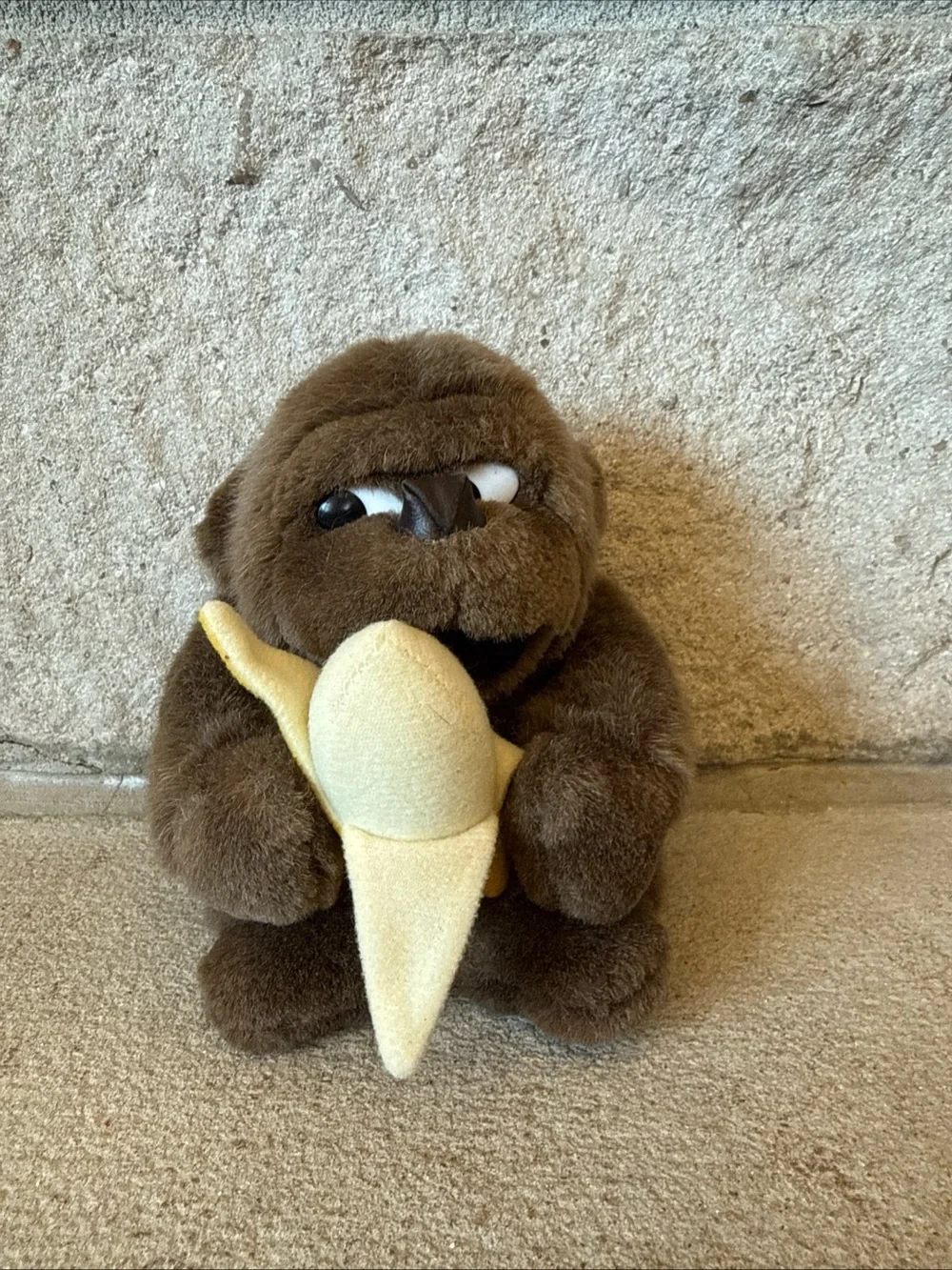 Toys Embrace Vintage Gorilla With Banana Plush Side Eye Ape Stuffed 
